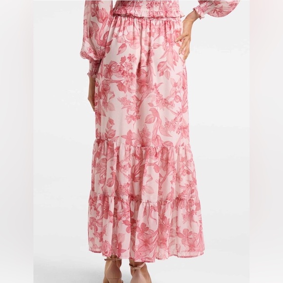 Forever New Dresses & Skirts - Forever New
Relaxed Fit Calf Length Polyester Womens Casual Skirt